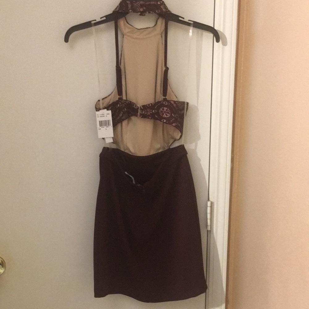 Adorable Lacey Dress. NWT - Picture 4 of 4